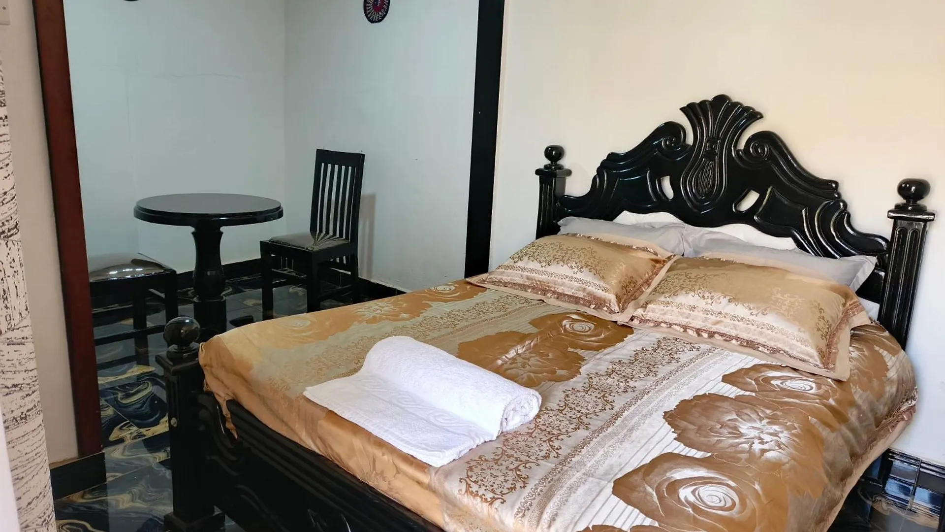 Da White Residence Makerere Kampala