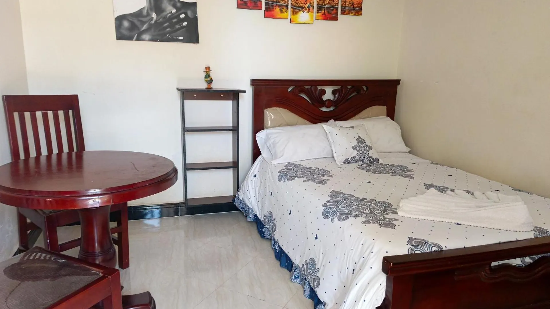 Gæstehus Da White Residence Makerere Kampala
